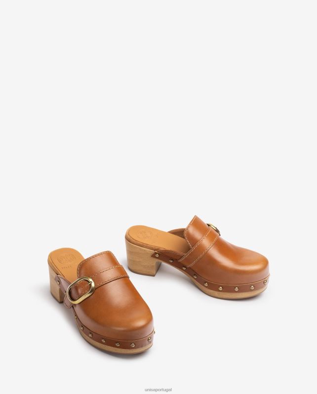 Unisa mule com fivela e tachas mulheres 6V2Z6818 marrom