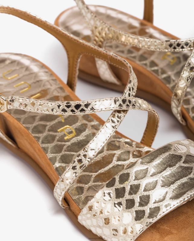 Unisa sandália de couro com estampa de cobra efeito metal mulheres 6V2Z6442 ouro